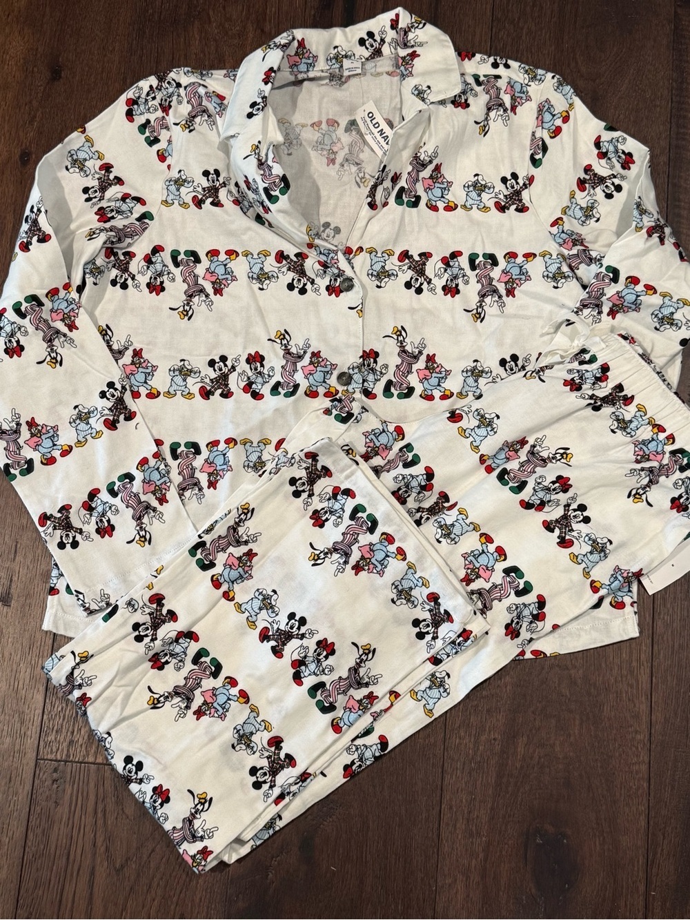 NWT Old Navy x Disney Mickey Mouse & Friends Flannel Pajama Set for Women - Picture 4 of 6